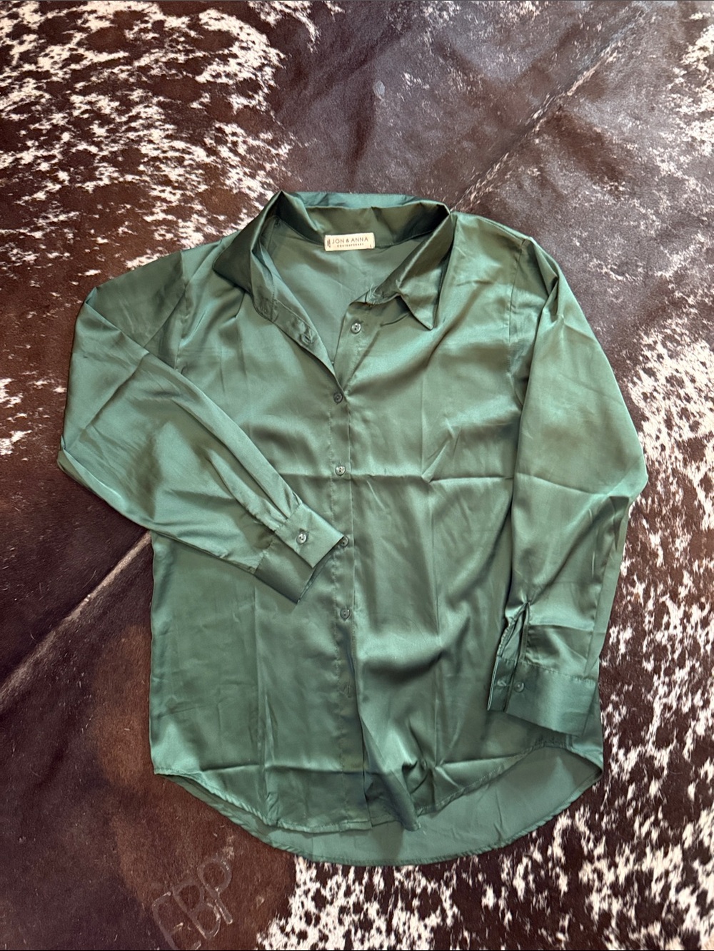Jon & Anna Forest Green Silk-looking blouse size L